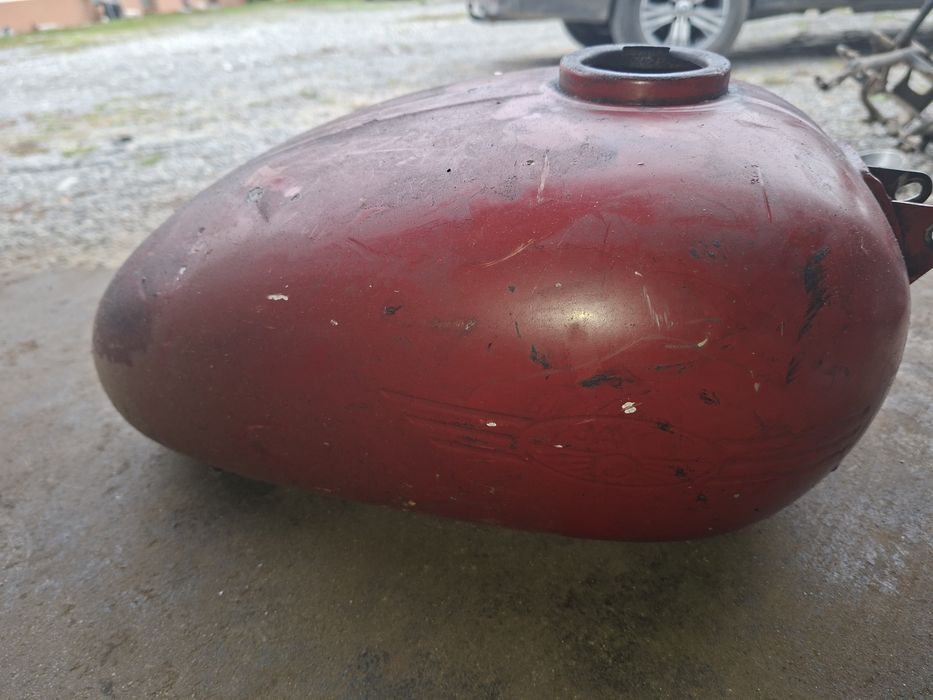 Zbiornik paliwa bak jawa 250 kiwaczka 175