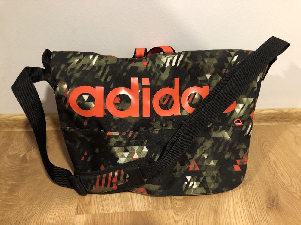 Torba adidas na ramię