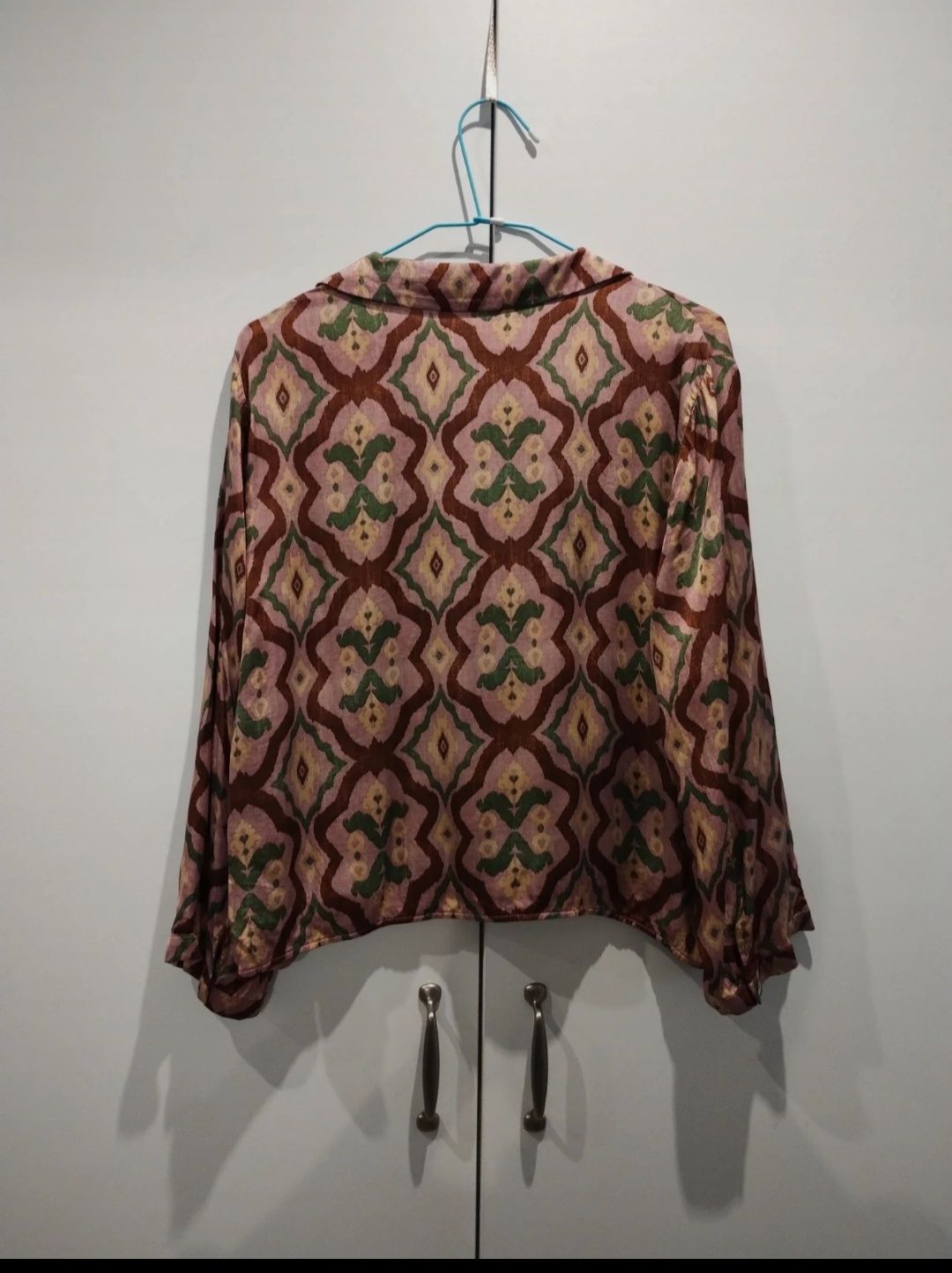 Cropp bluzka oversize.