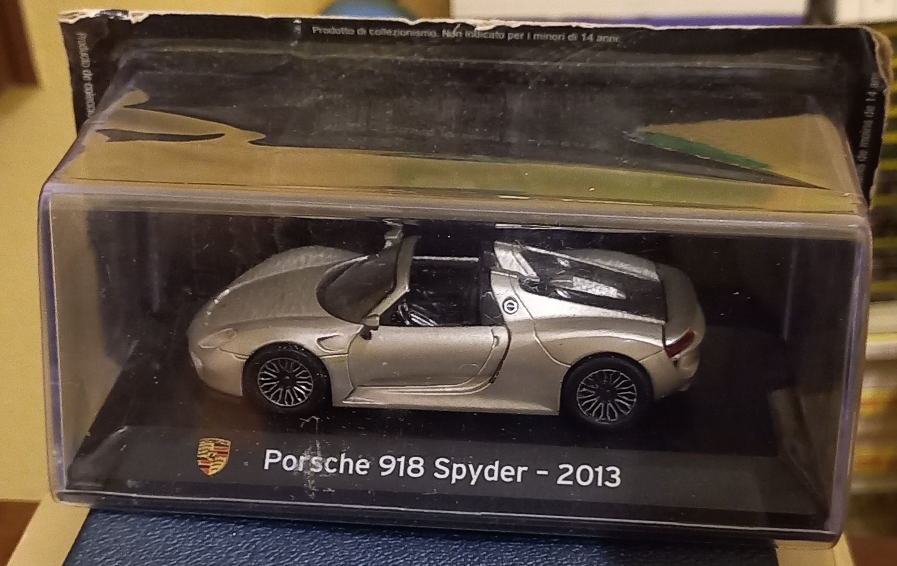 Altaya 1/43 Bugatti, Porsche, Lamborghini Aventador, La Ferrari Aperta