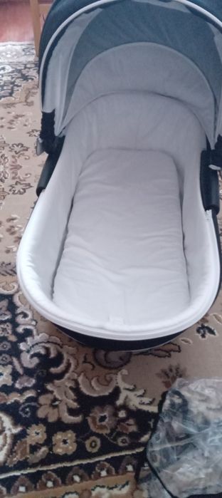 Продам люльку,і дощьовик.