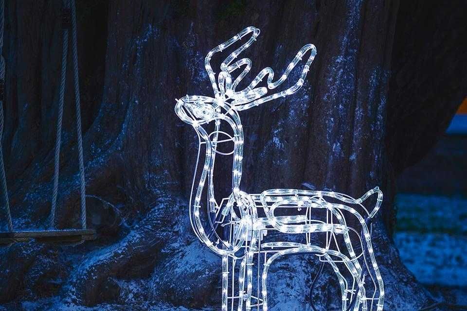 RENIFER Z RUCHOMĄ GŁOWĄ 3D Led Świecący zewnętrzny Duży xxl Biały