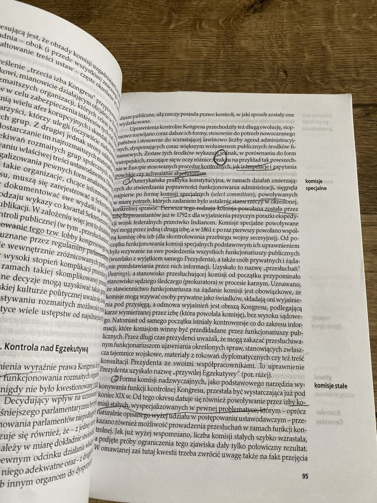 Ustroje konstytucyjne państw współczesnych Sarnecki