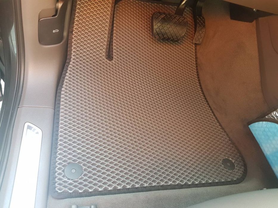 Volkswagen Touareg 2018+ Коврики EVA (черные)