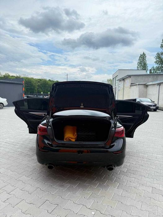 Infiniti Q50 (base) 2017 3.0t