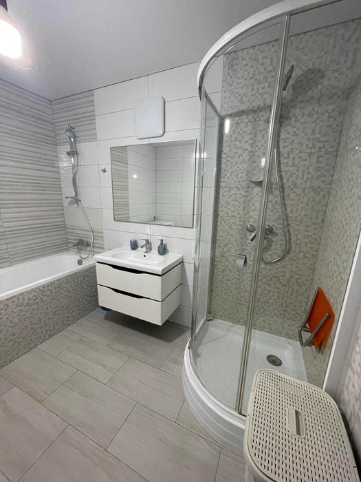 Продам 3-х ком.кв. новострой ЖК Ньютона Федоренко 16 Новые Дома