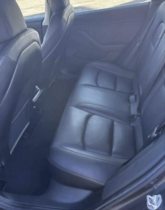 Здам Tesla Model 3 в оренду (м. Львів) - повний привід