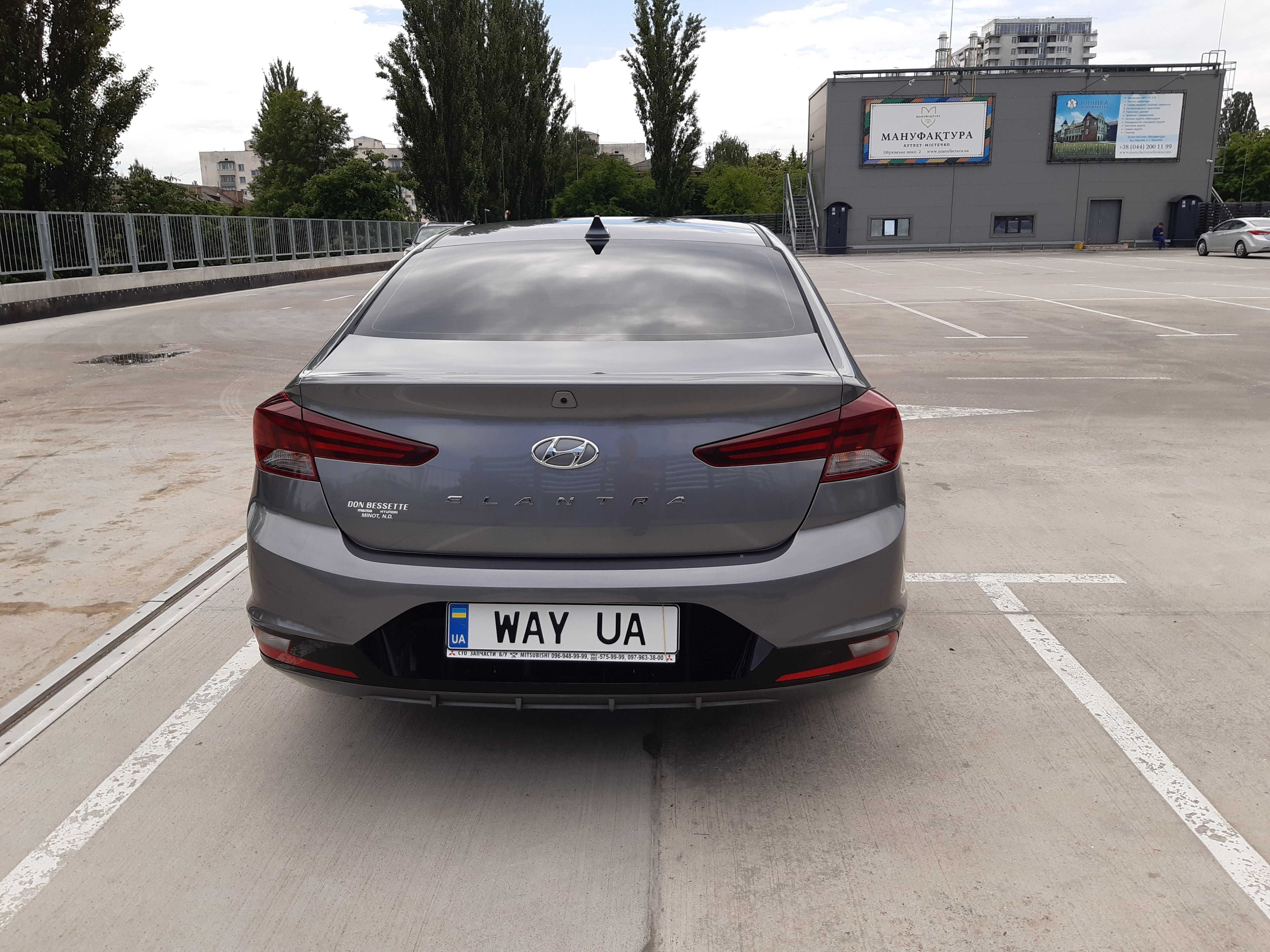 Аренда прокат авто Hyundai Elantra 2,0 АКП/ГАЗ ЕВРО4  від 20 $