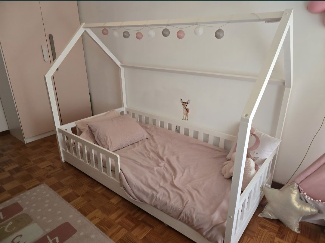 Cama Montessori casinha/cabana