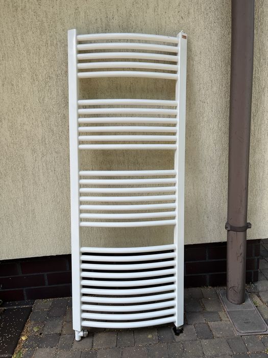 Grzejnik łazienkowy 130x50 drabinka stan bardzo dobry