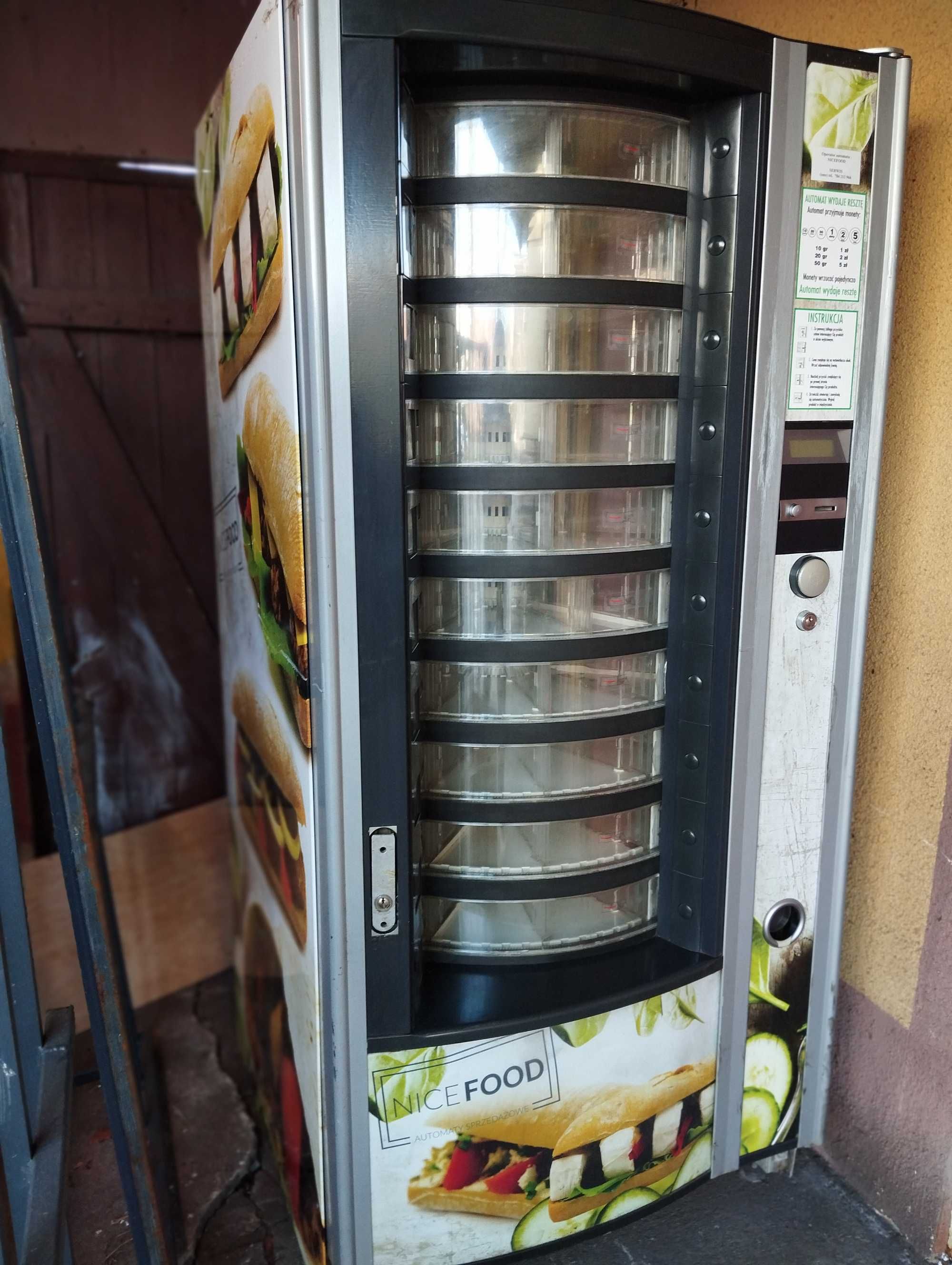 Automat sprzedażowy vendingowy NECTA STARFOOD 10