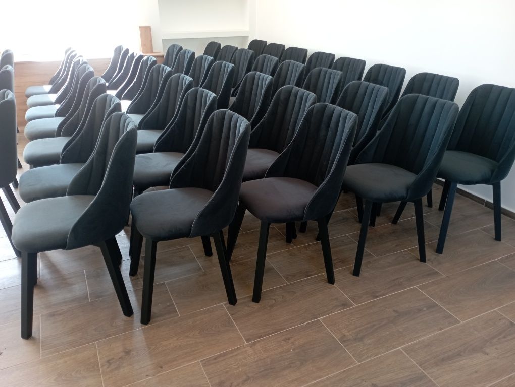 Nowe Krzesła Kubełkowe