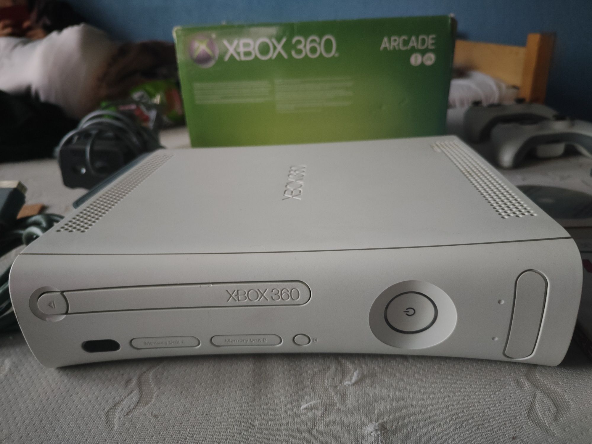 Xbox 360 2 pady 2 gry