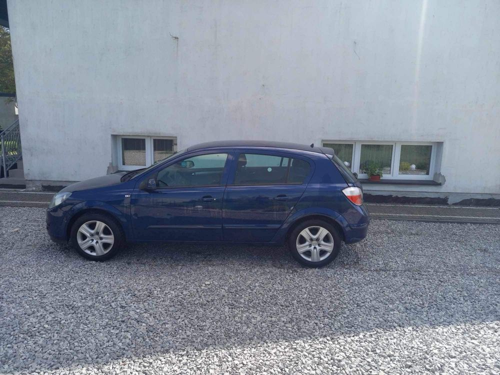 Opel astra H gaz 1.8