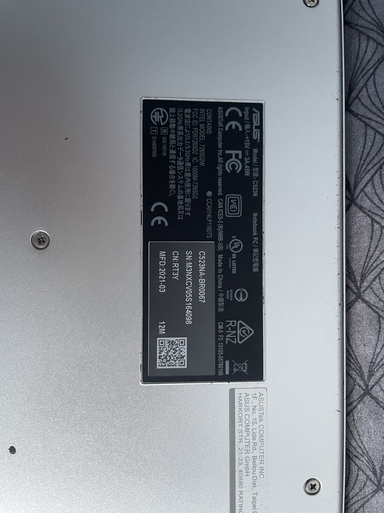 Asus ChromeBook c523n