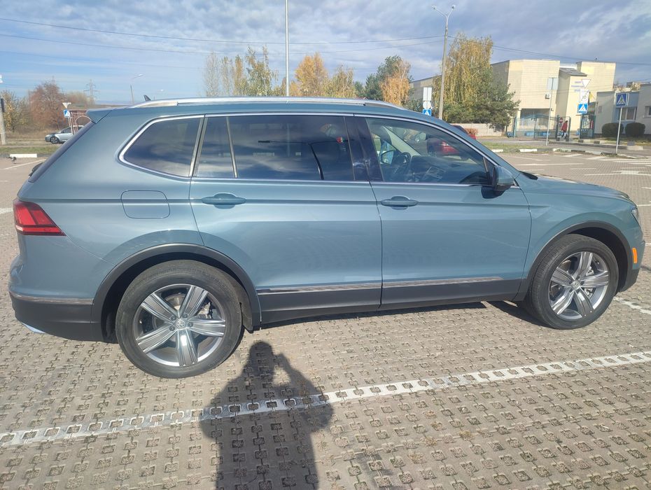 Фольксваген Тігуан SEL комплектація 2020 РОКУ СУПЕР СТАН