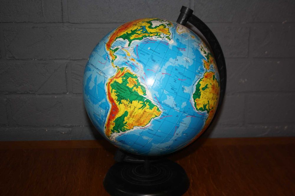 Глобус мира географический