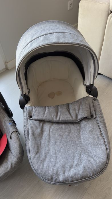 Carrinho de bebé Trio