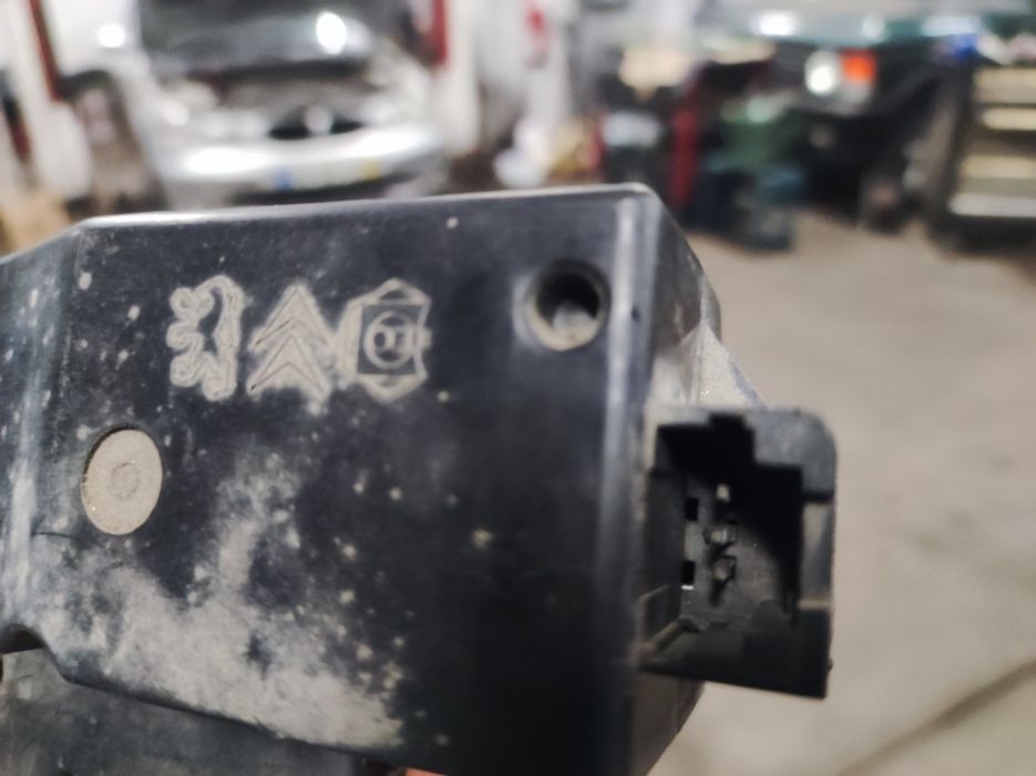 Fechadura mala Peugeot 407 sw