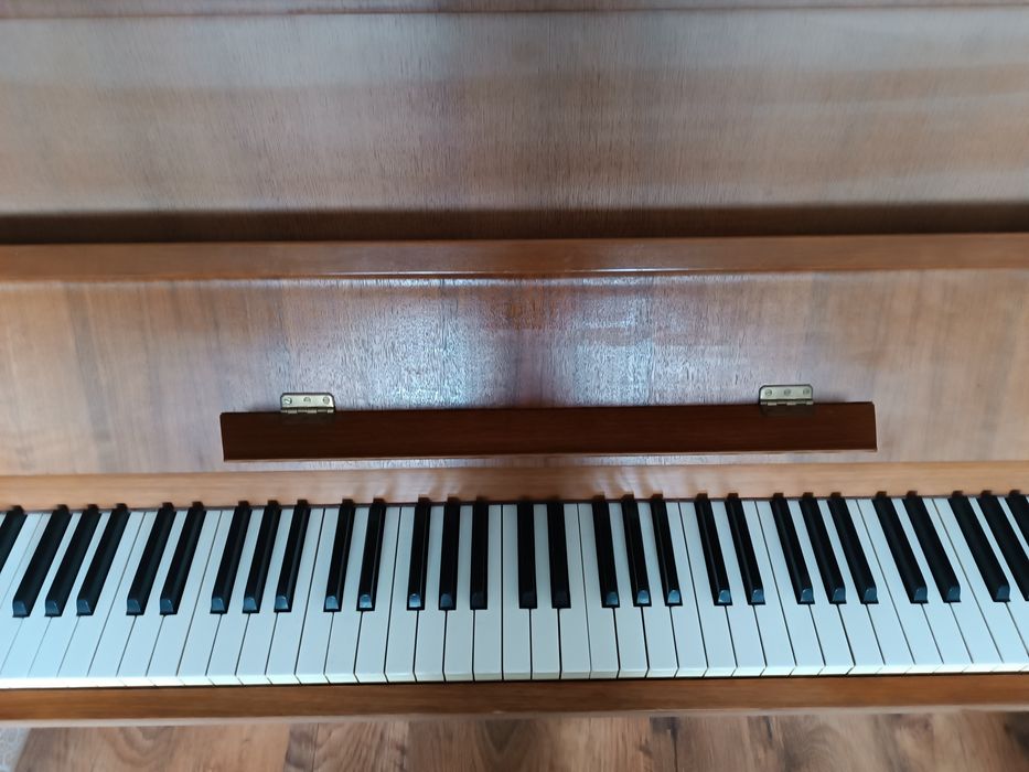 Pianino Rosler-akustyczne