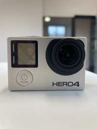 GoPro Hero 4 com sticker e proteção aquática
