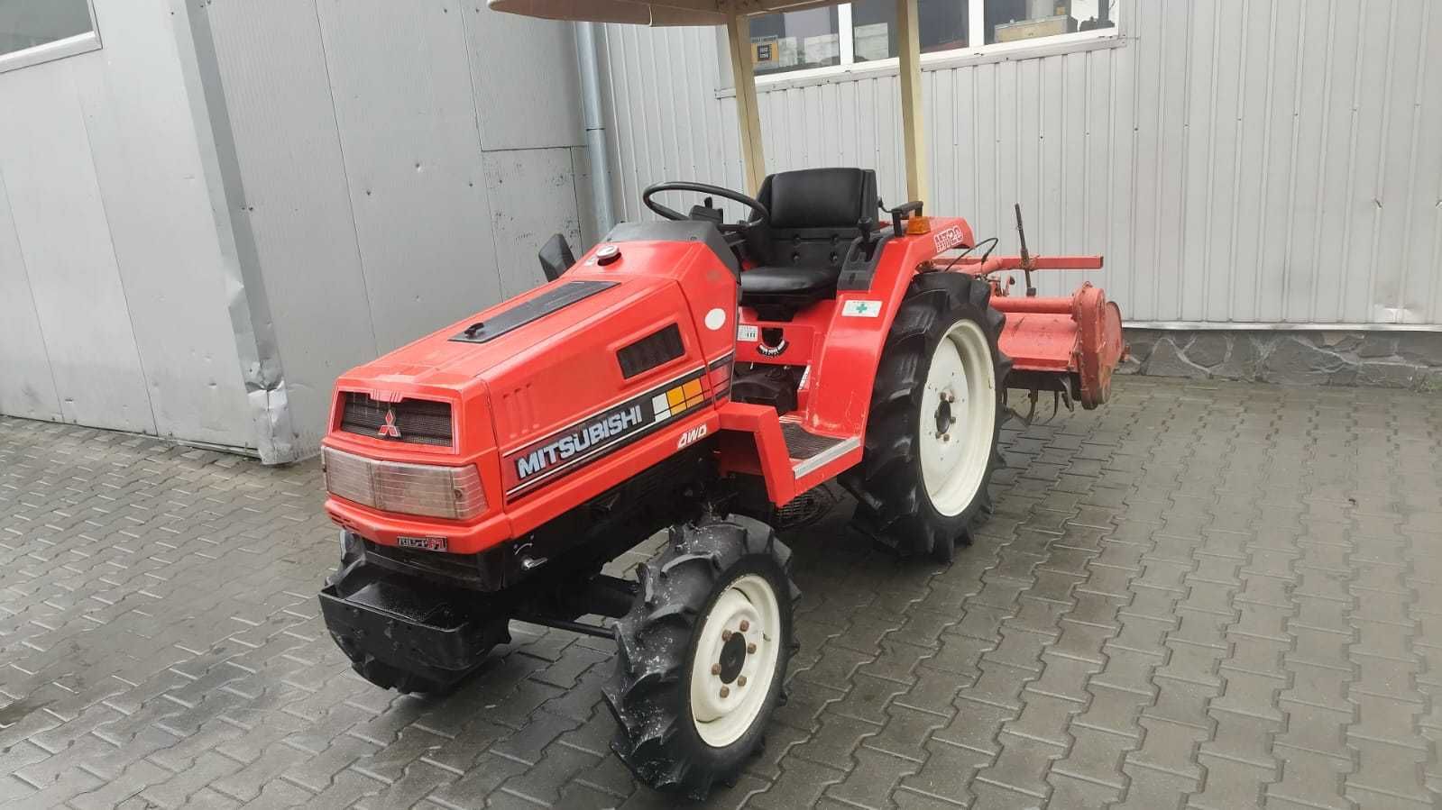Japoński traktorek Mitsubishi MT 20 glebogryzarka 4x4 20 km