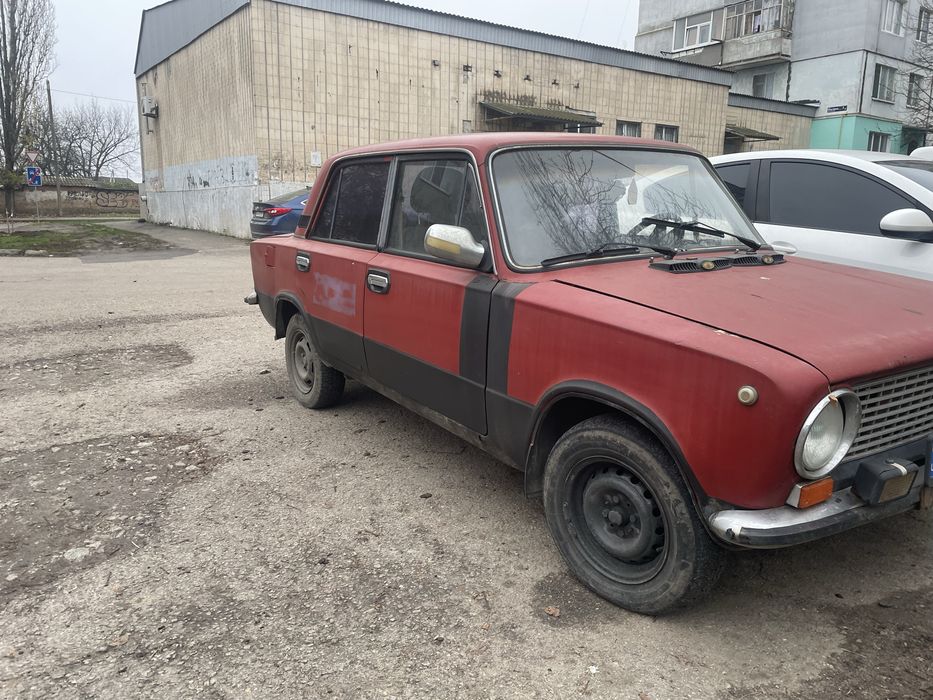 Продам ваз 21011