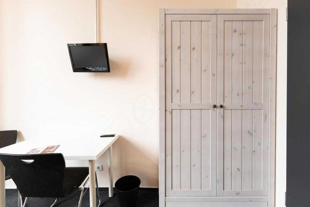 Новий хостел 5хв метро Оболонь