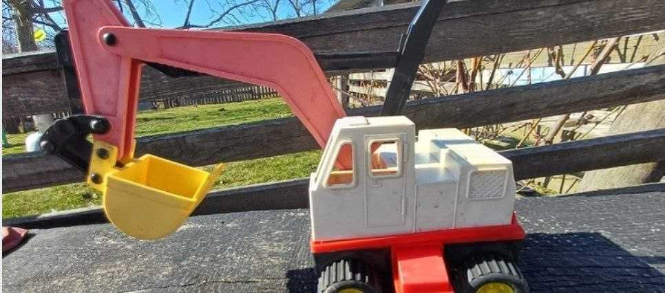 Іграшковий екскаватор великий часів СРСР