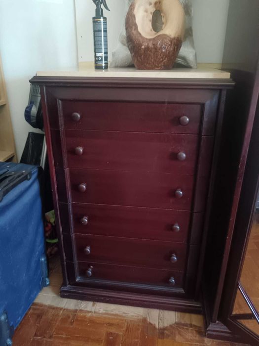 Conjunto de Mobilia de Quarto em Madeira Maciça e tampos em mármore