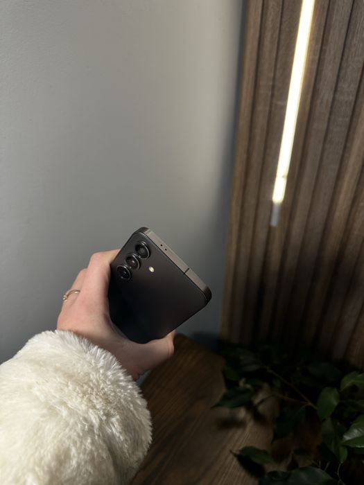 Samsung Galaxy S24 128Gb Onyx Black Neverlock