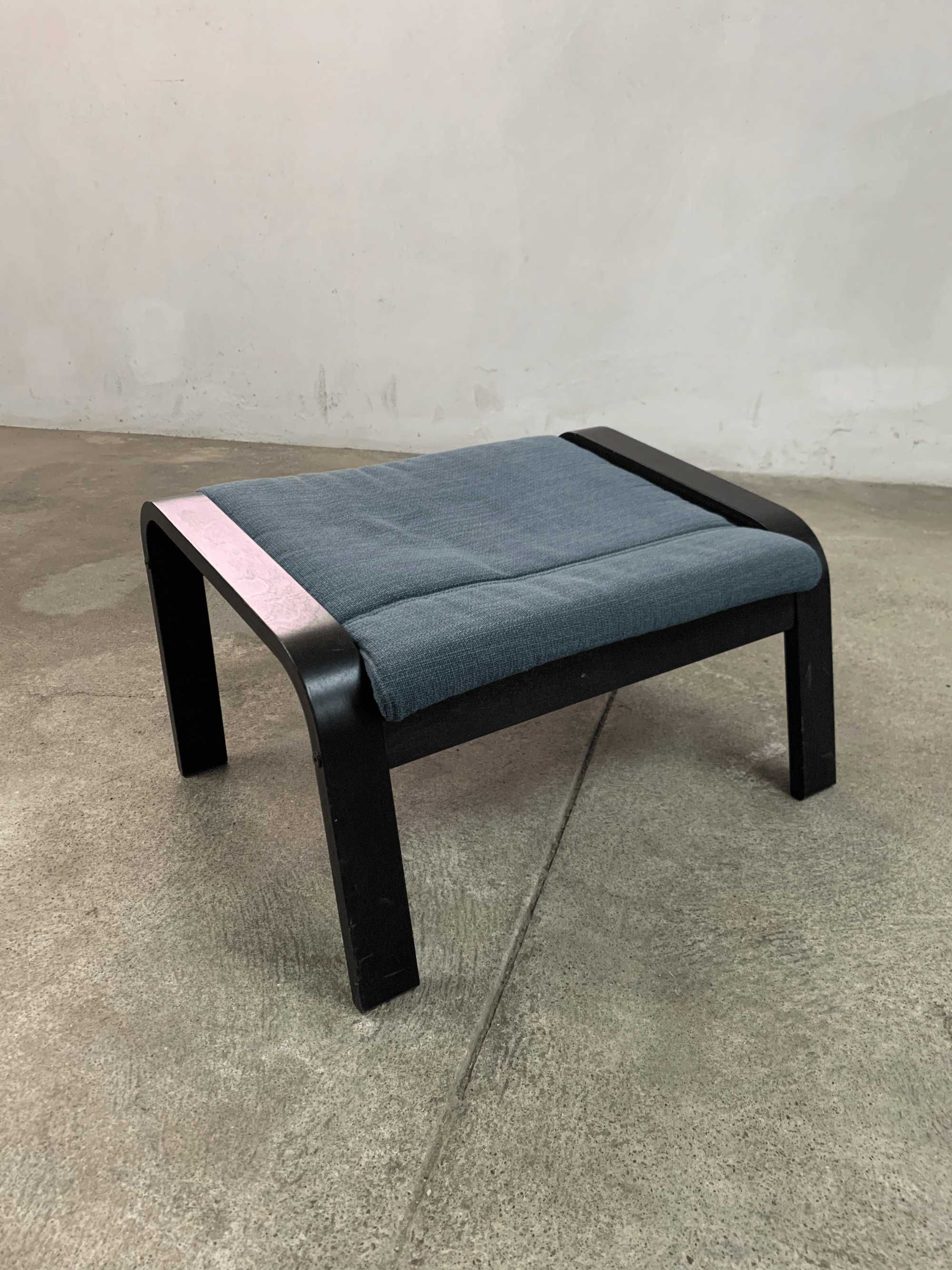 Poltrona + apoio para os pés – confortável
