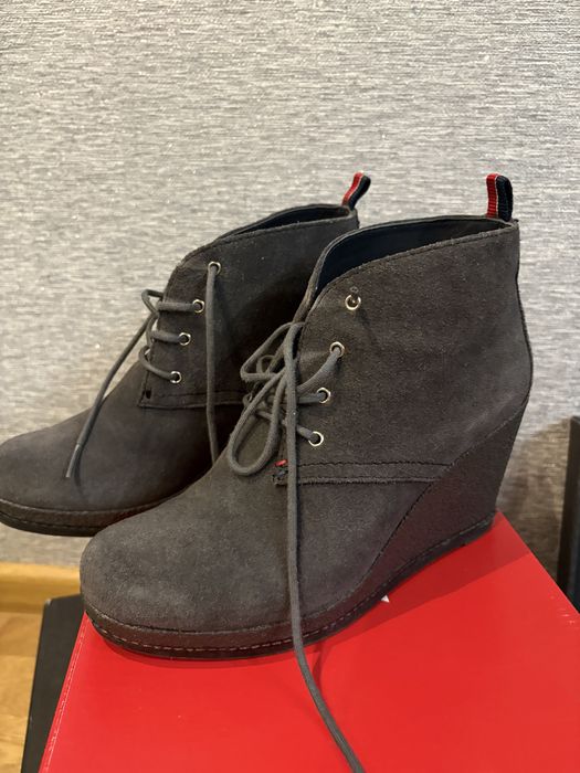 Ботильйони на підборі