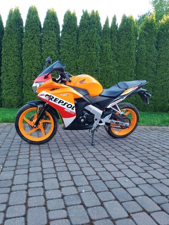 Motocykl 125 Honda CBR 2015r