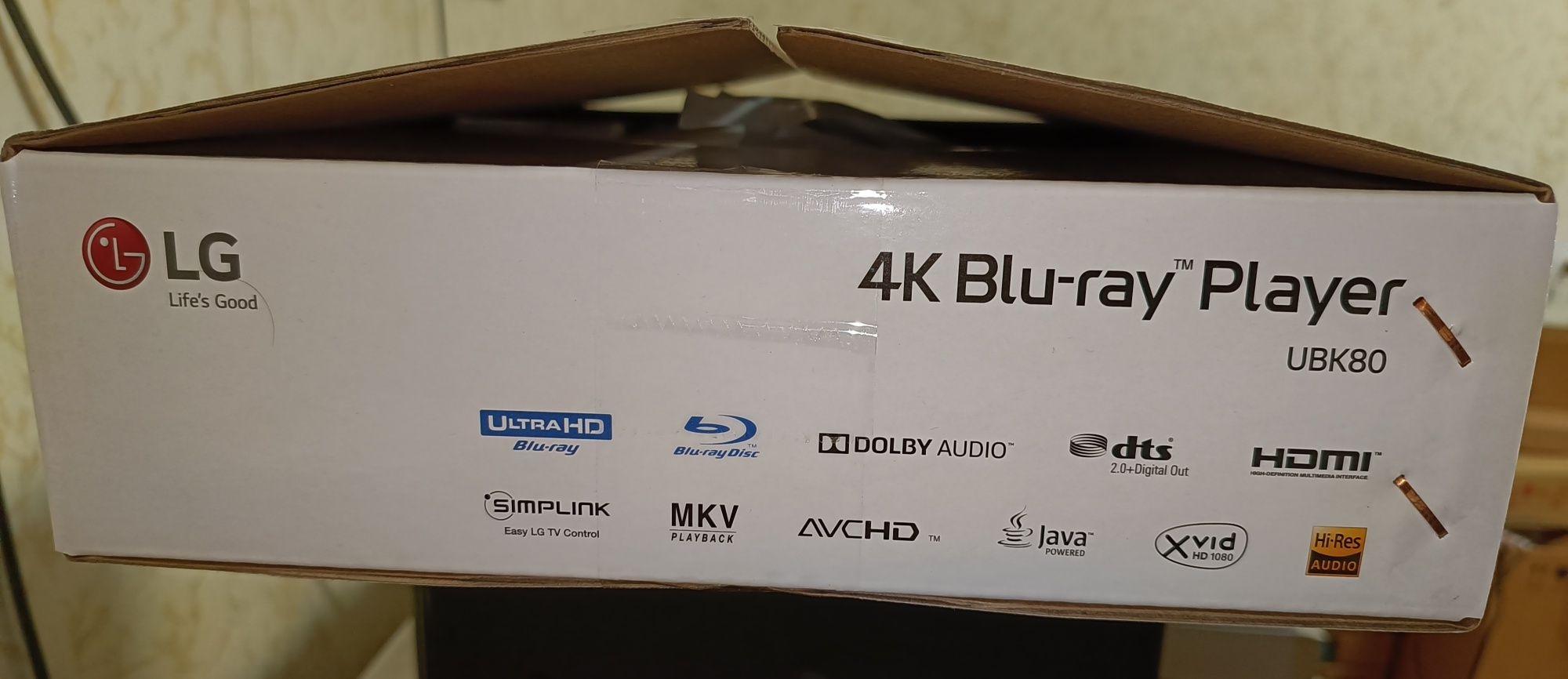 LG UBK80 4K Blu-ray player Скидки на диски!