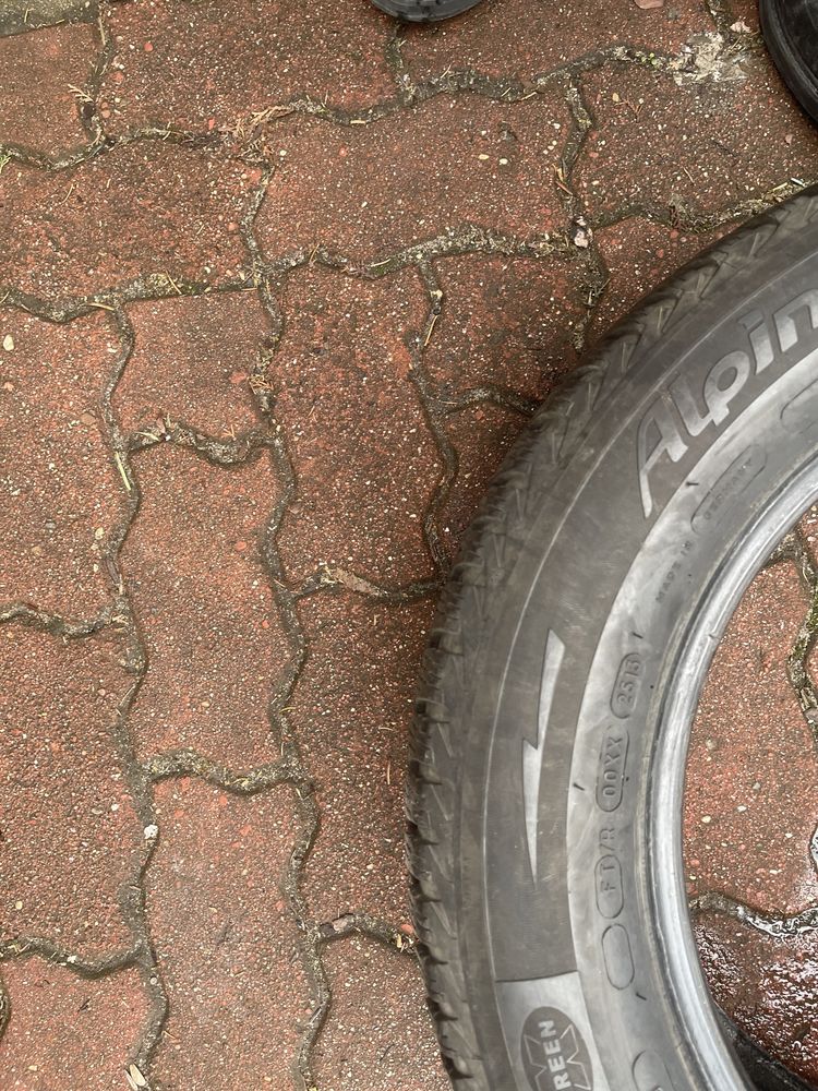 Opony zimowe 205/60/16 dunlop michelin