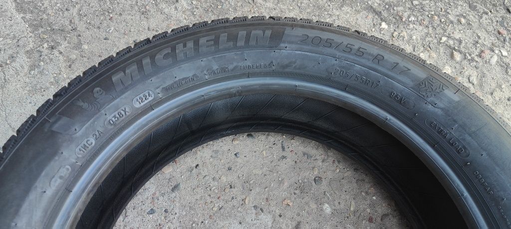 205/55r17 95V XL  Michelin Alpin 7  2024r