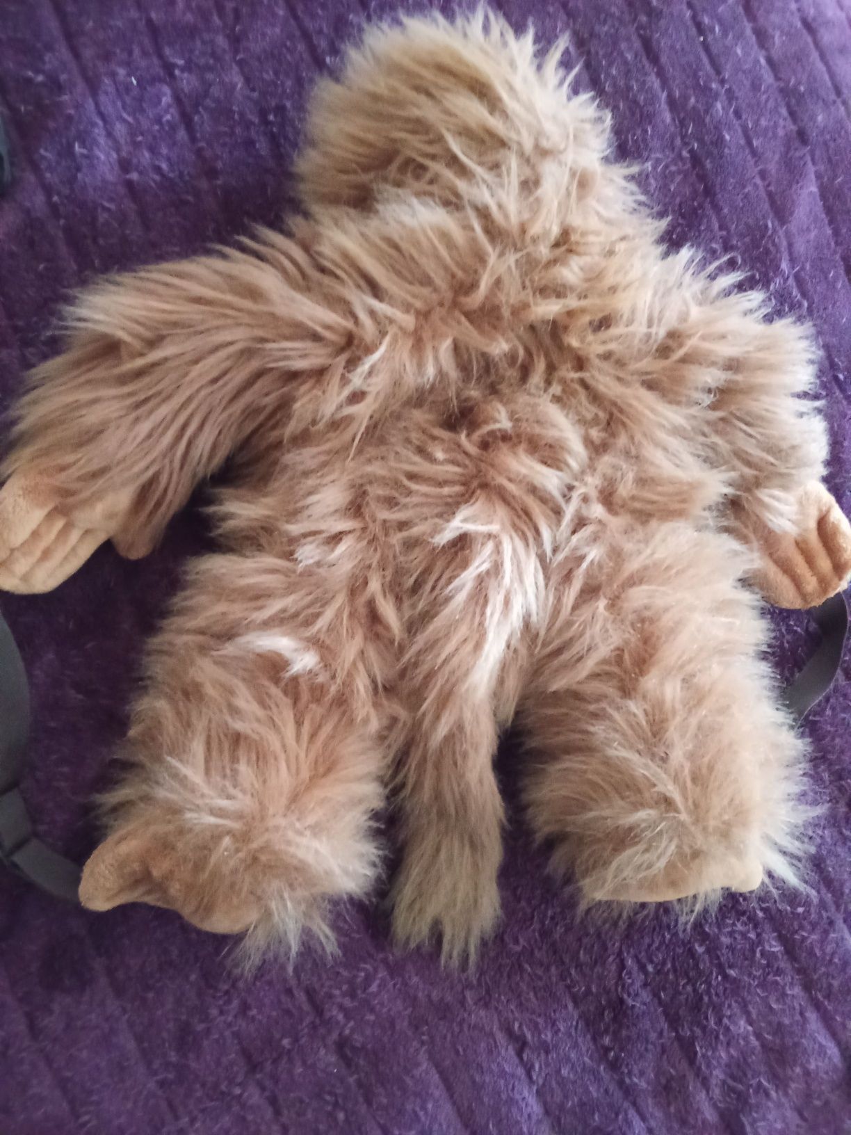 Mochila peluche para adultos/jovens em formato de macaquinho