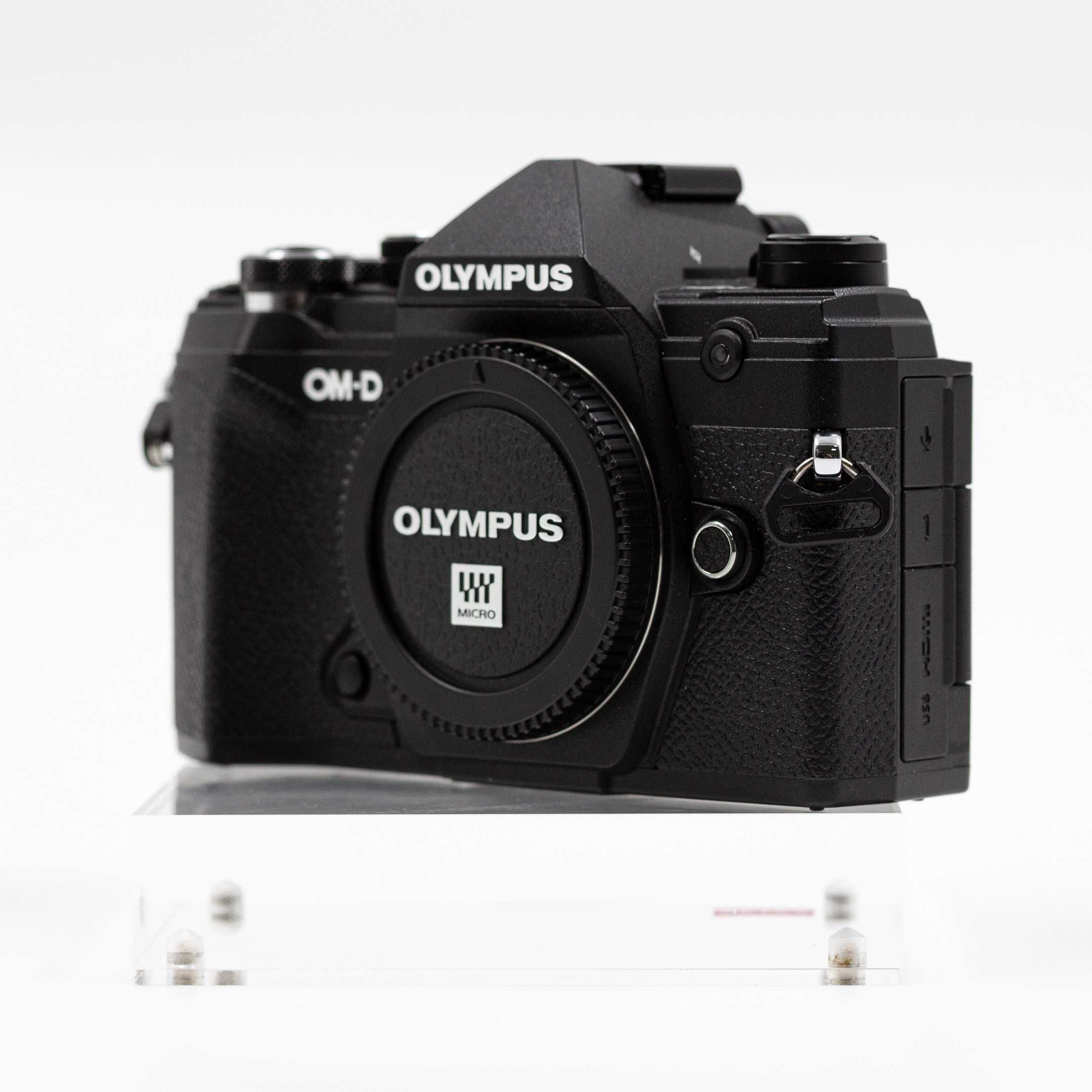 OM SYSTEM OM-D E-M5 Mark III Corpo - (Semi Nova) - 12M Garantia