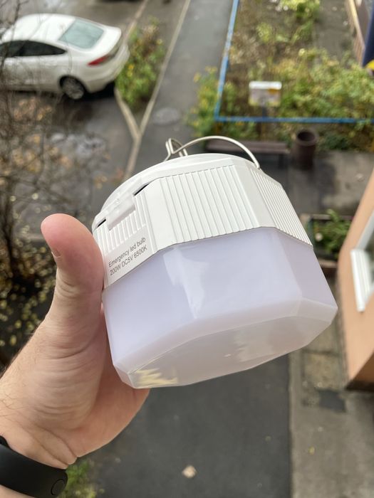 ЕКСКЛЮЗИВ, Акумуляторна лампа із 4 акумуляторами 18650, 30 ват