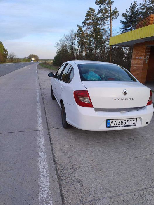 Renault  Logan (Symbol)