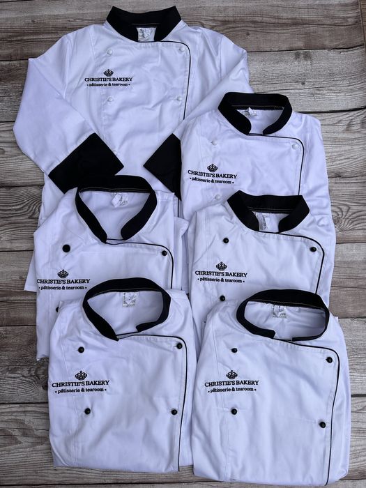 Вышивка логотипов на одежде. Машинная вышивка