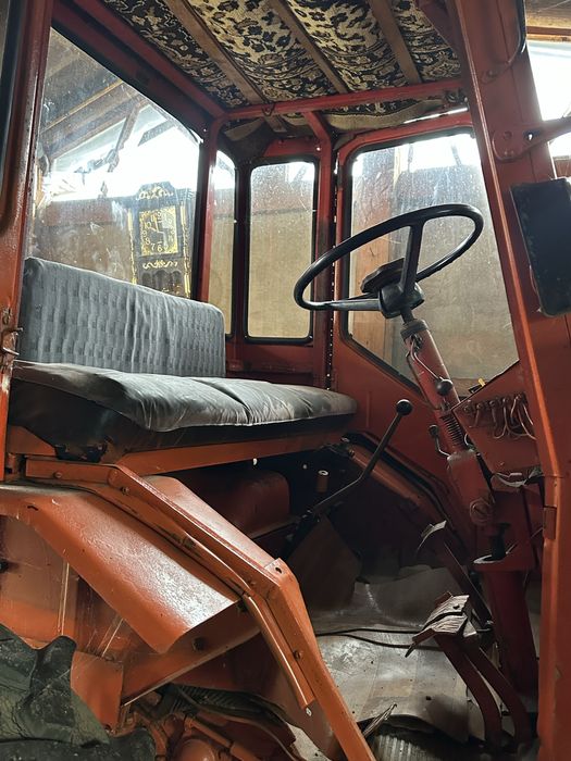 Продам або обміняю трактор T-16