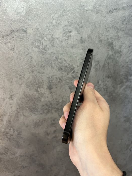Б/у Iphone 16 Pro 256 Black Titanium ідеальний стан