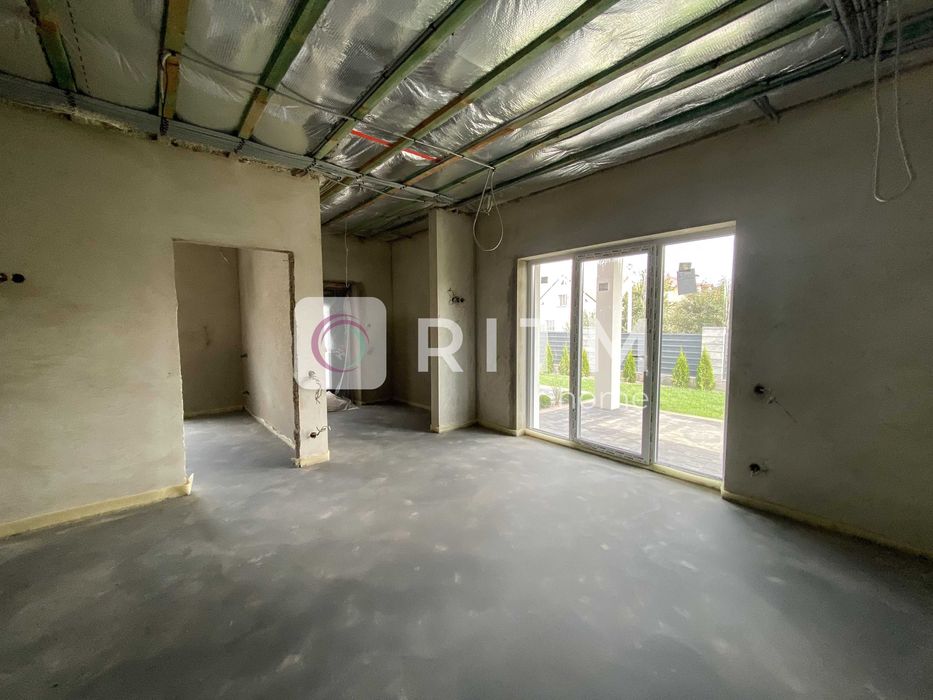 Продаж затишного будинку з газом у спокійному районі Луцька!