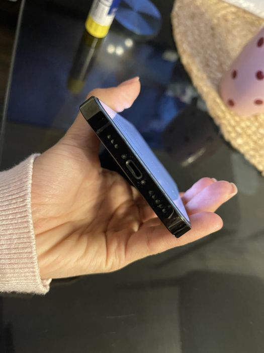 Продам айфон 14 про