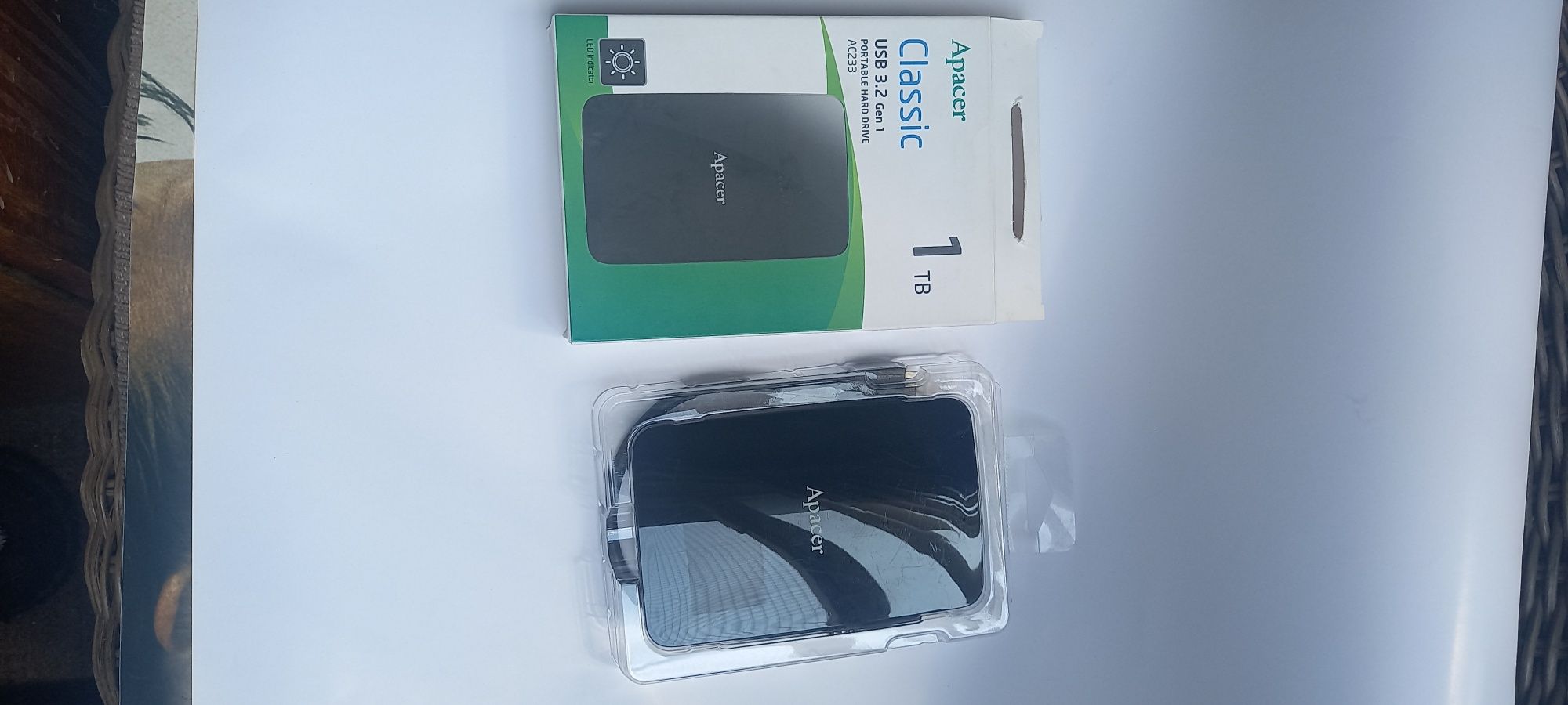 Зовнішній жорсткий диск Apacer AC233 Black 1TB