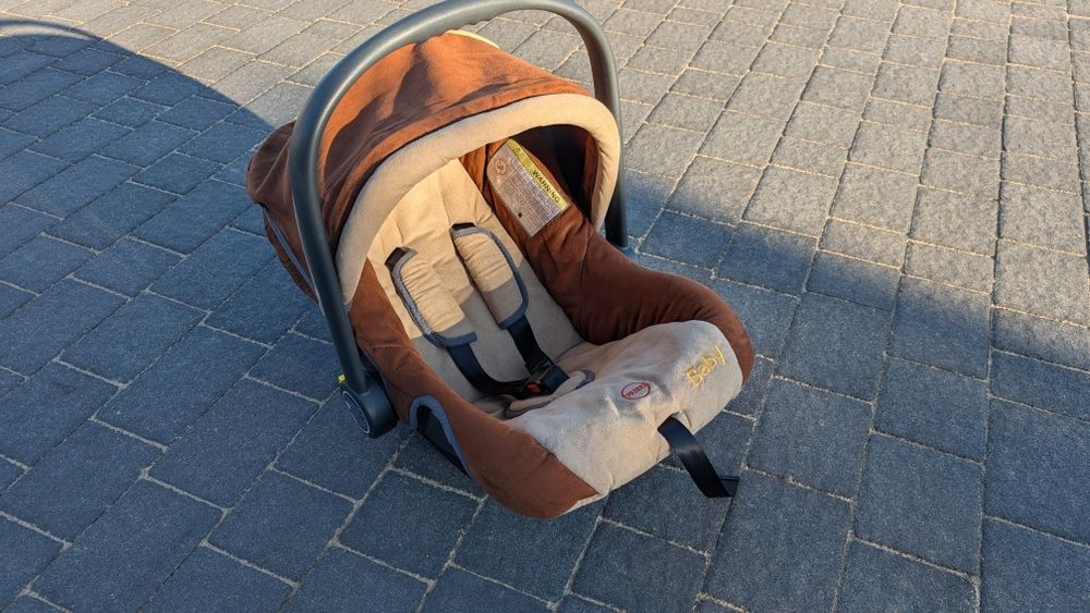 Fotelik samochodowy dla dziecka, nosidło