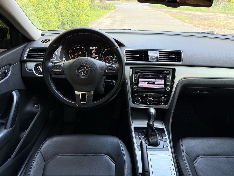 Volkswagen Passat B7 2.5 ГБО Автомат