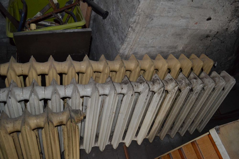 Grzejniki żeliwne gotowe do montażu